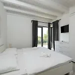 Sole Pomer