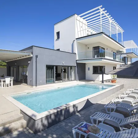 Sole Villa